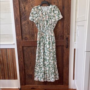 Chicwish Green Floral Maxi Dress